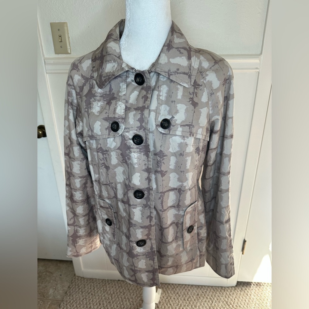 Banana Republic Size M multi square pattern outdoor wind breaker jacket